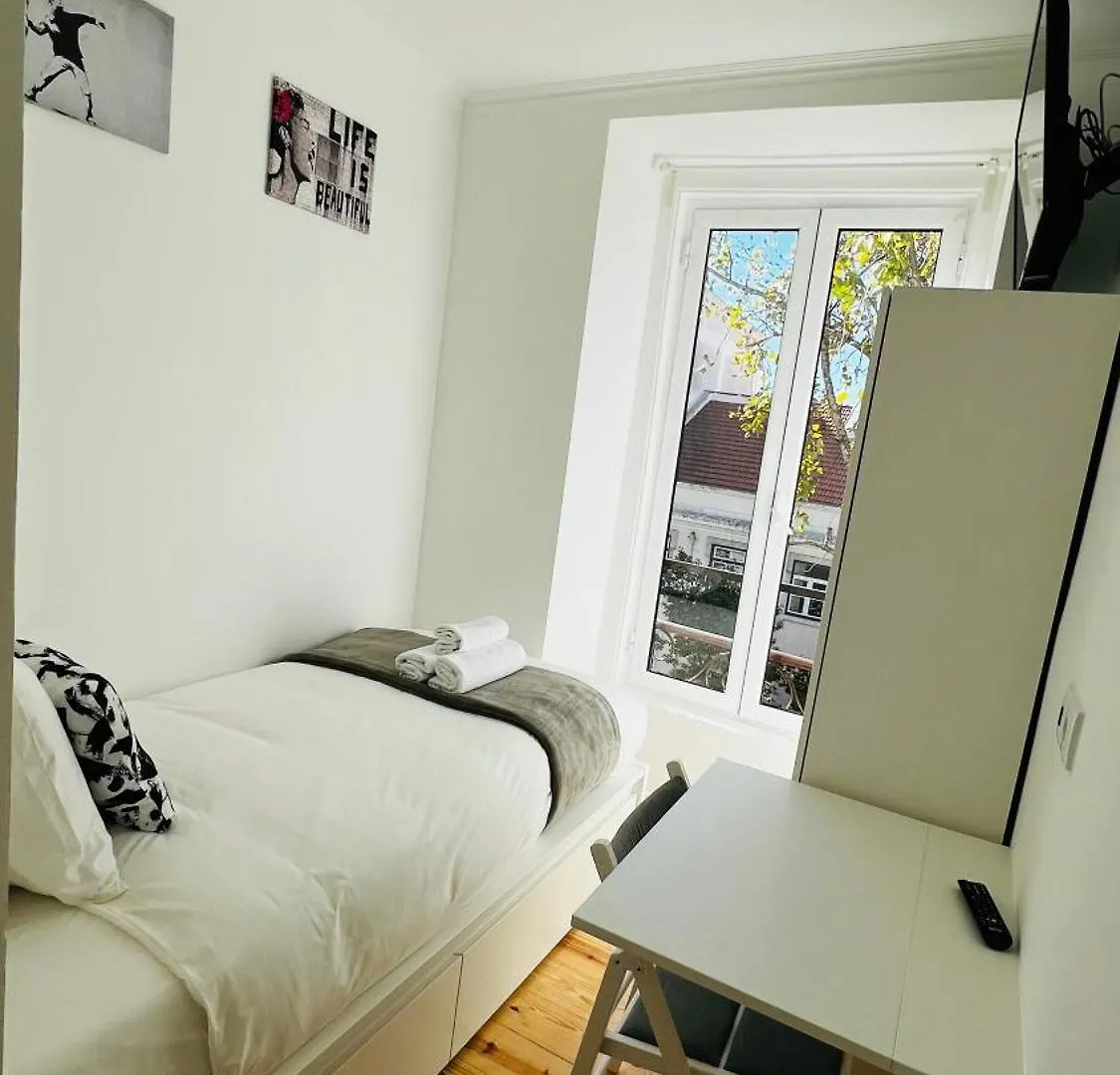Homestay Suites Luciano Cordeiro Lisbon