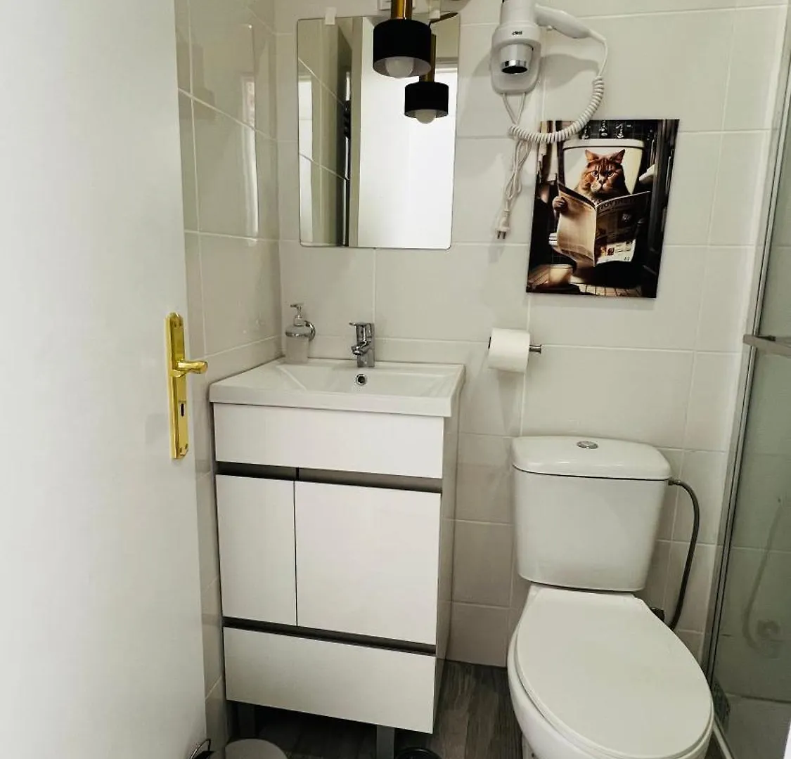 Suites Luciano Cordeiro Lisbon 0*,
