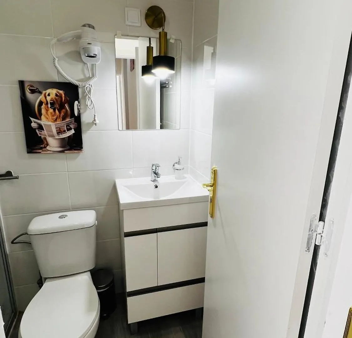 Suites Luciano Cordeiro Lisbon Homestay