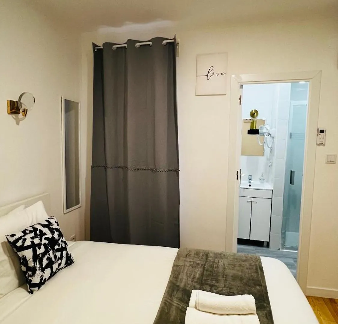 Suites Luciano Cordeiro Lisbon 0*,